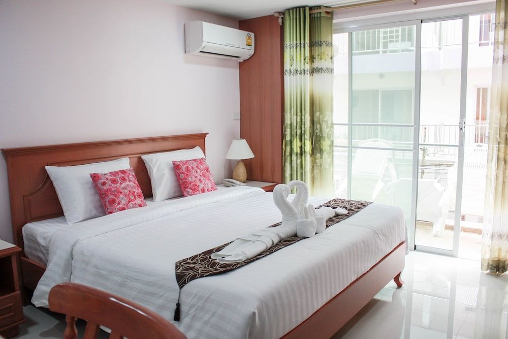 Panjai's Place Superior Double Room 10
