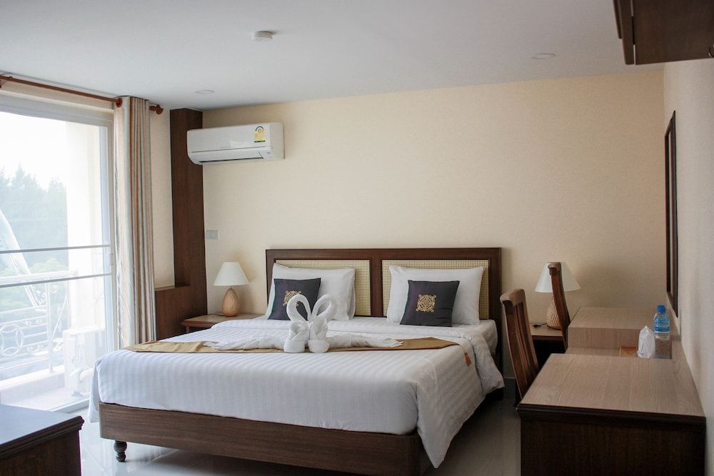 Panjai's Place Superior Double Room 12