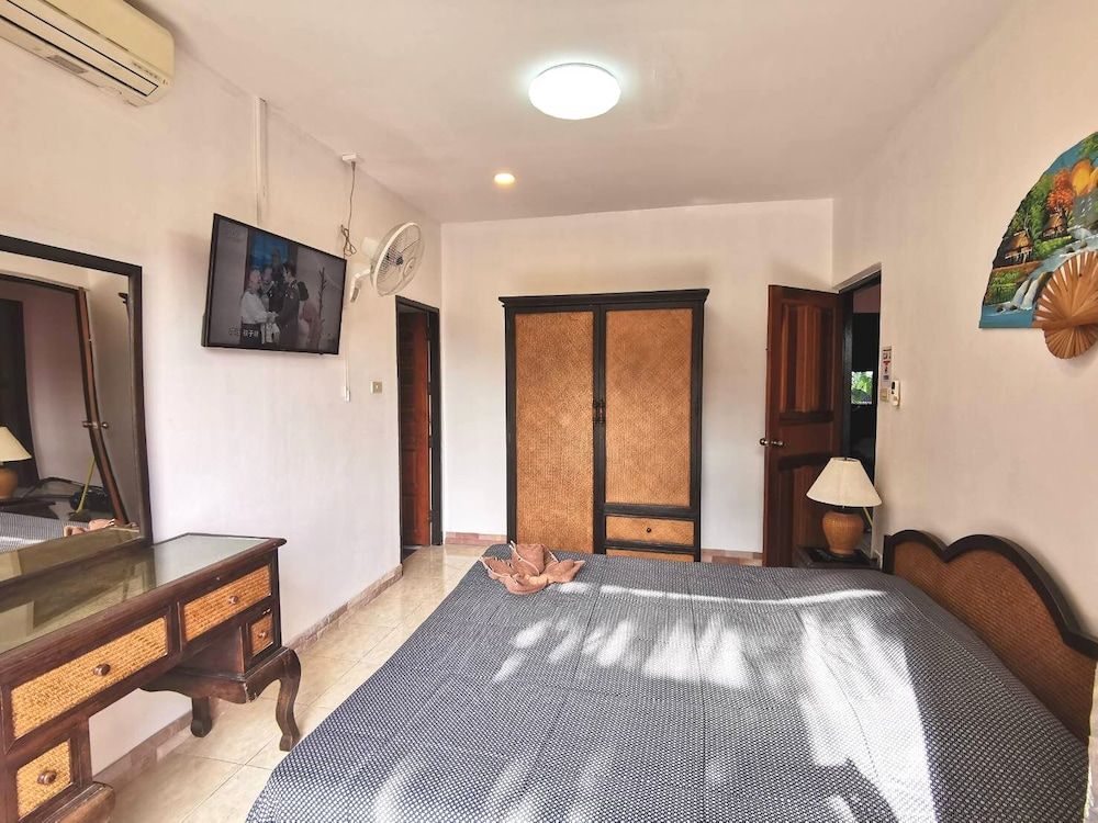 Baan Kanittha - 5 Bedrooms Pool Villa 5 Bedrooms Private Pool Villa 25