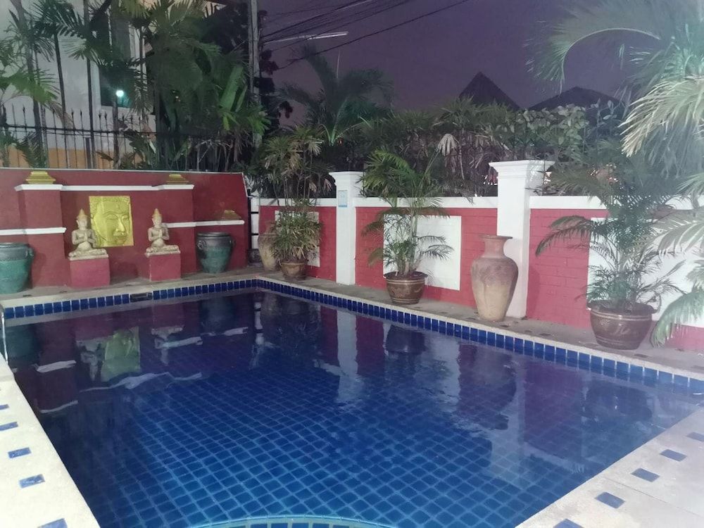 undefined Baan Kanittha - 5 Bedrooms Pool Villa 10