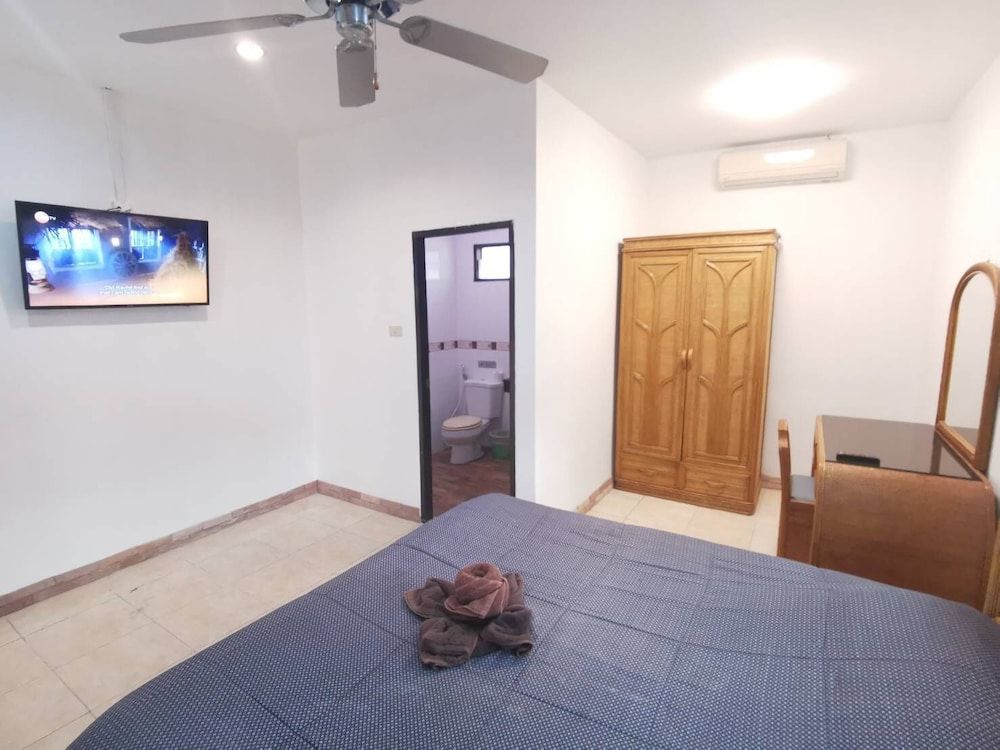 Baan Kanittha - 5 Bedrooms Pool Villa 5 Bedrooms Private Pool Villa 12