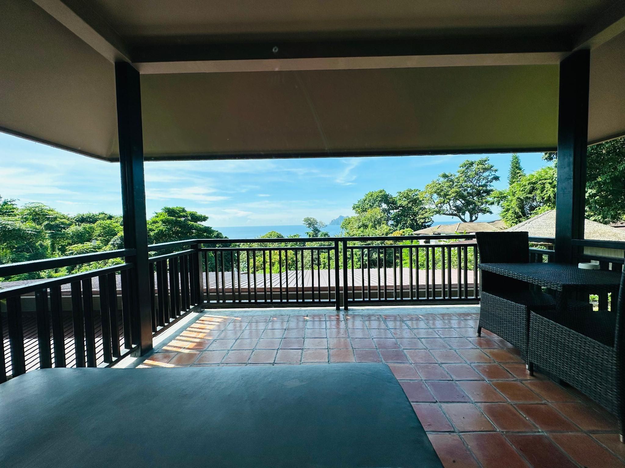 Deluxe Sea View Room with Balcony