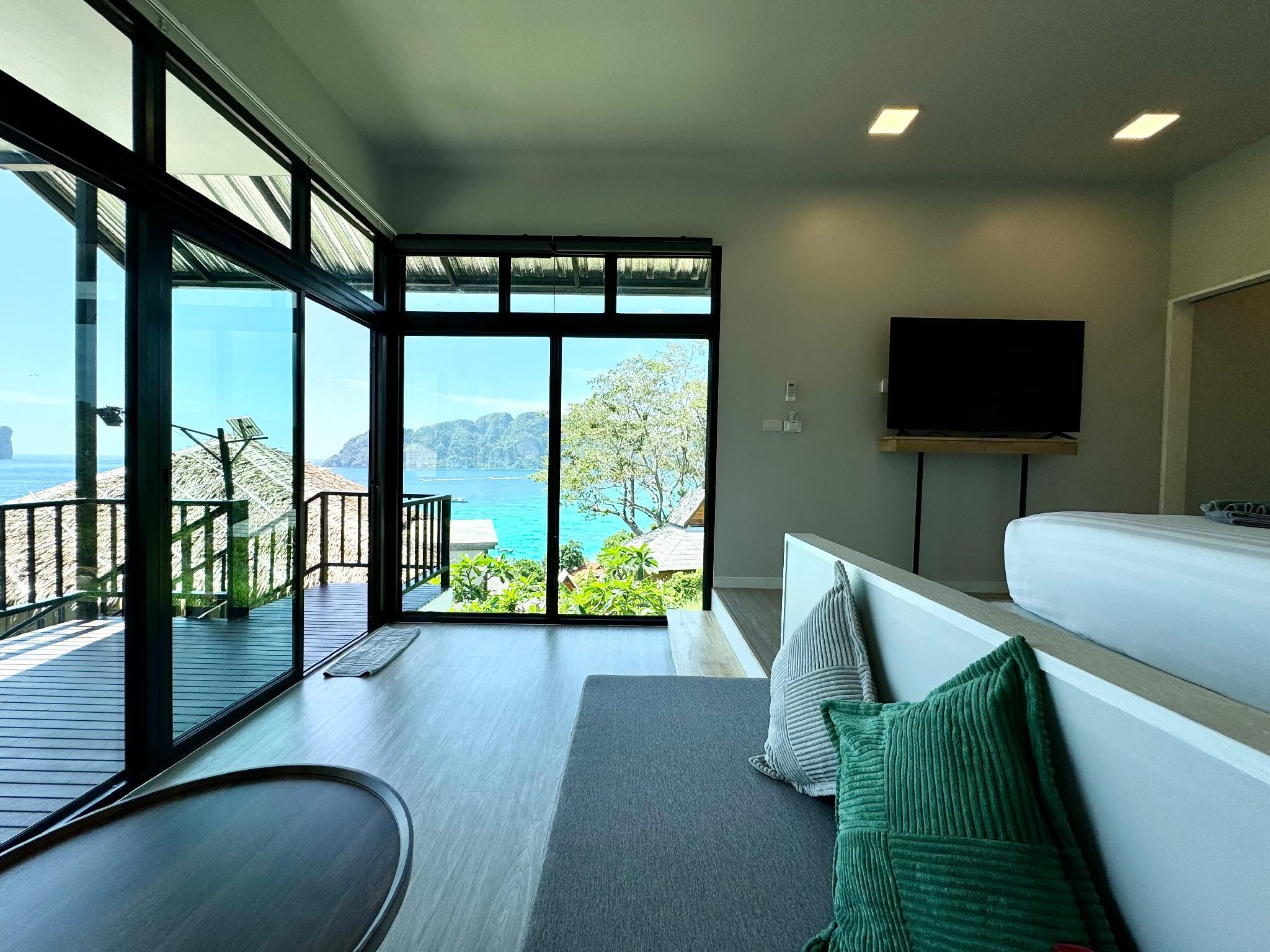 Suite - Breakfast Included