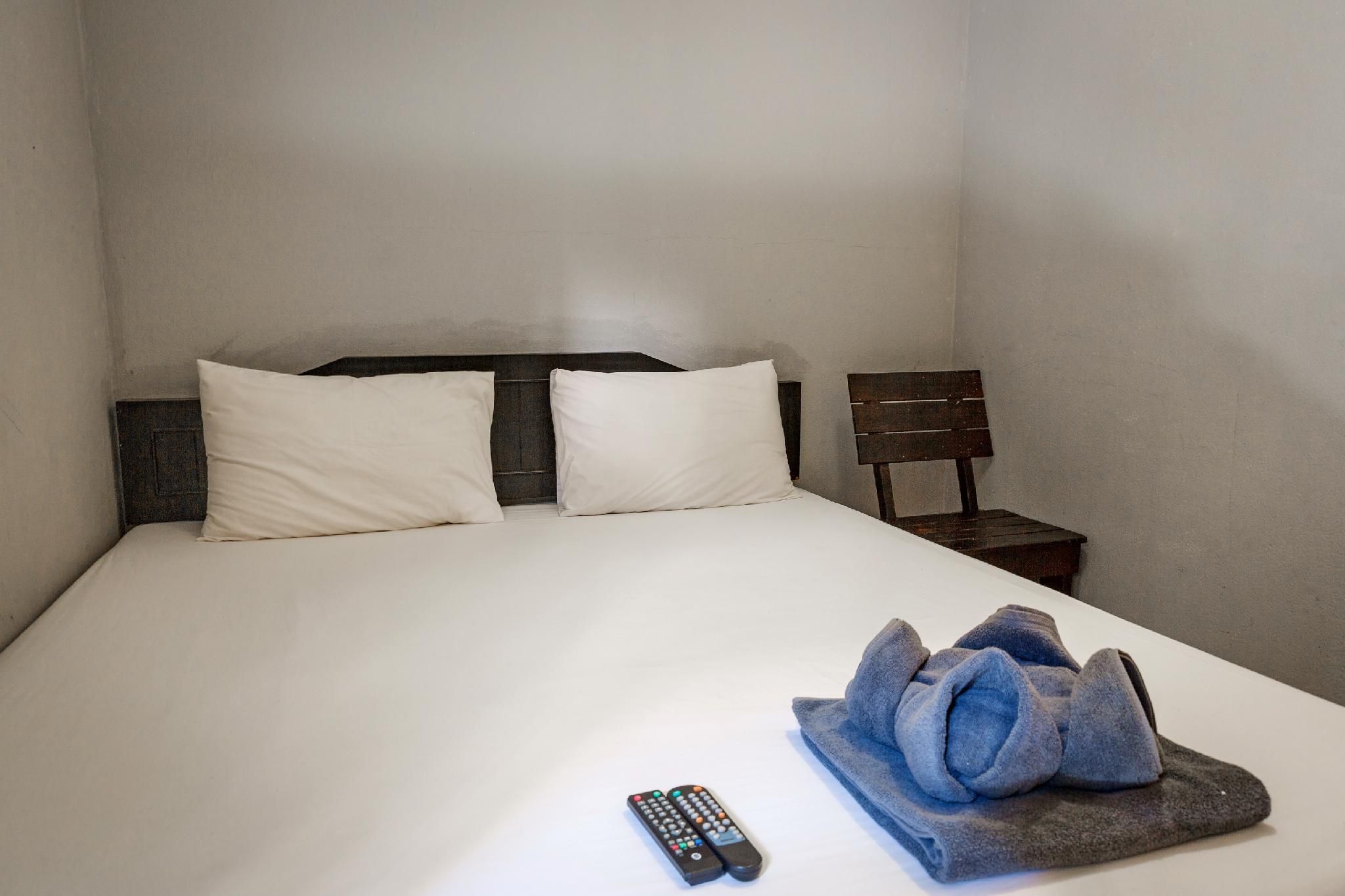 Basic Double Room