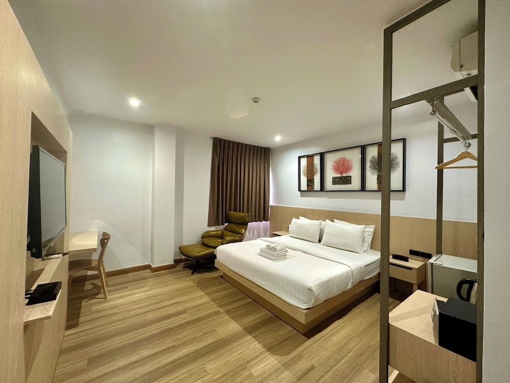 Sakura Sky Residence Deluxe Double or Twin Room, Non Smoking 2