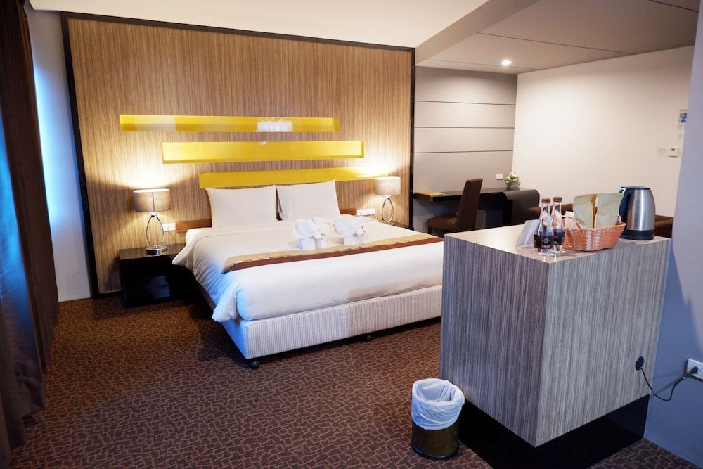 Siam Oriental Hotel Siam Deluxe Double Bed 12