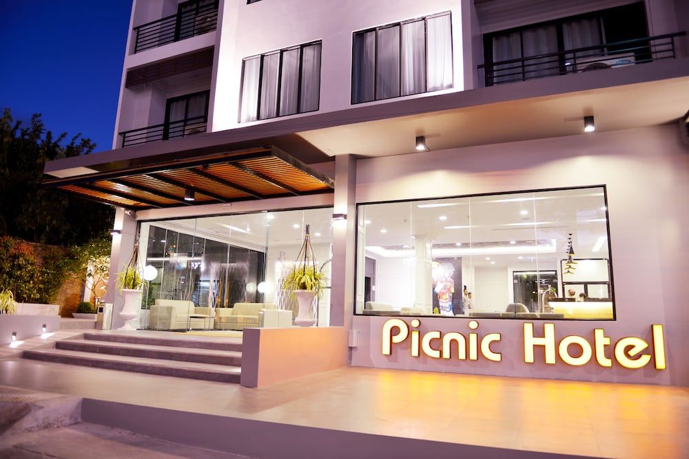undefined Picnic Hotel Bangkok 7