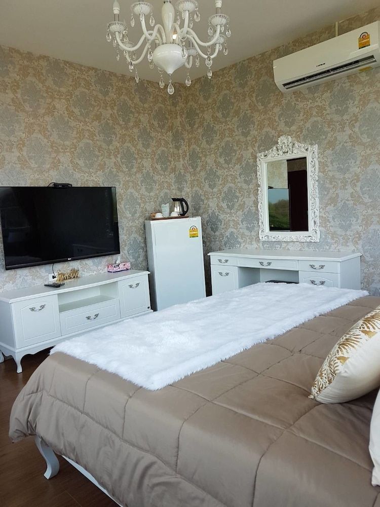 D-Sine Resort Premium Studio, 1 King Bed, Non Smoking