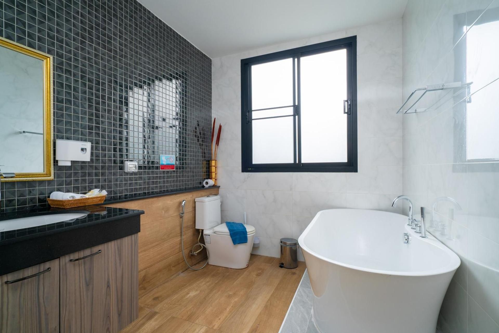 5-Bedroom Pool Villa