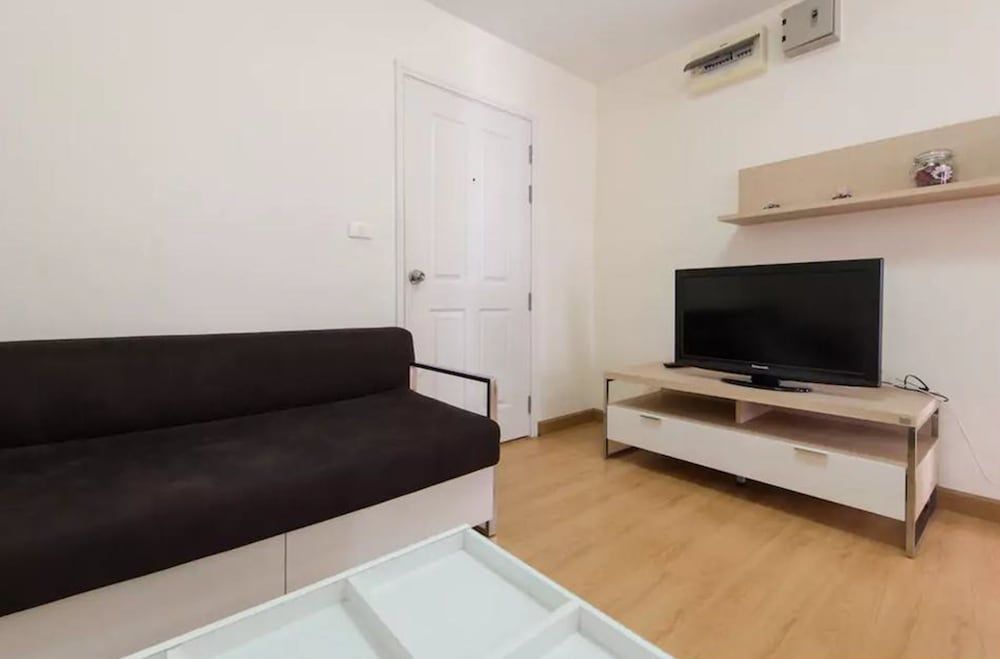 Comfy King Studio Studio 6