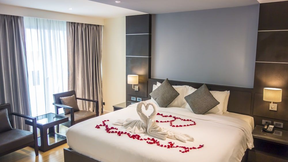 Unique Regency Pattaya Deluxe Room 7