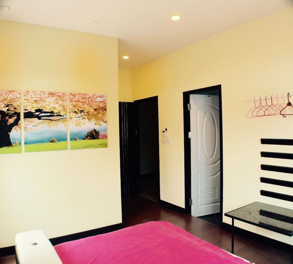 undefined 4 Bedroom House at Skytrain 7