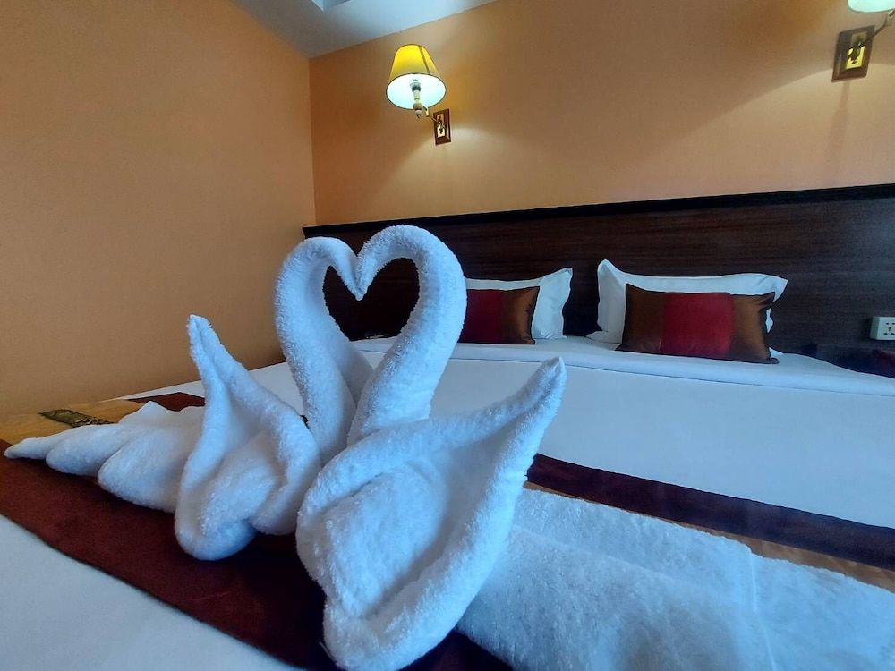 M Hotel Danok Standard Room, 1 King Bed 2