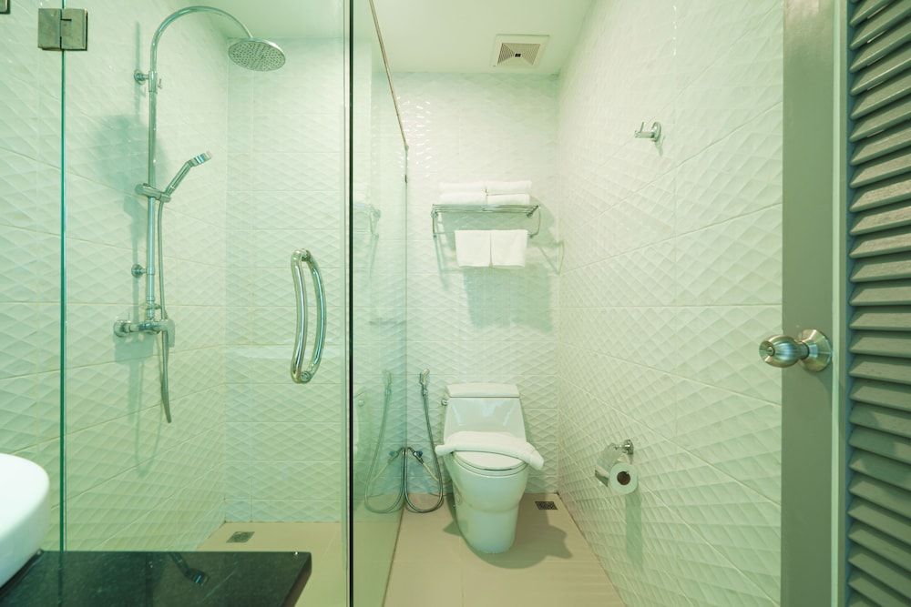 Chabana Kamala Hotel Deluxe Room, 1 Double or 2 Twin Beds 32