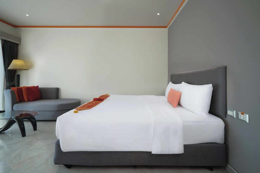 Chabana Kamala Hotel Deluxe Room, 1 Double or 2 Twin Beds 16