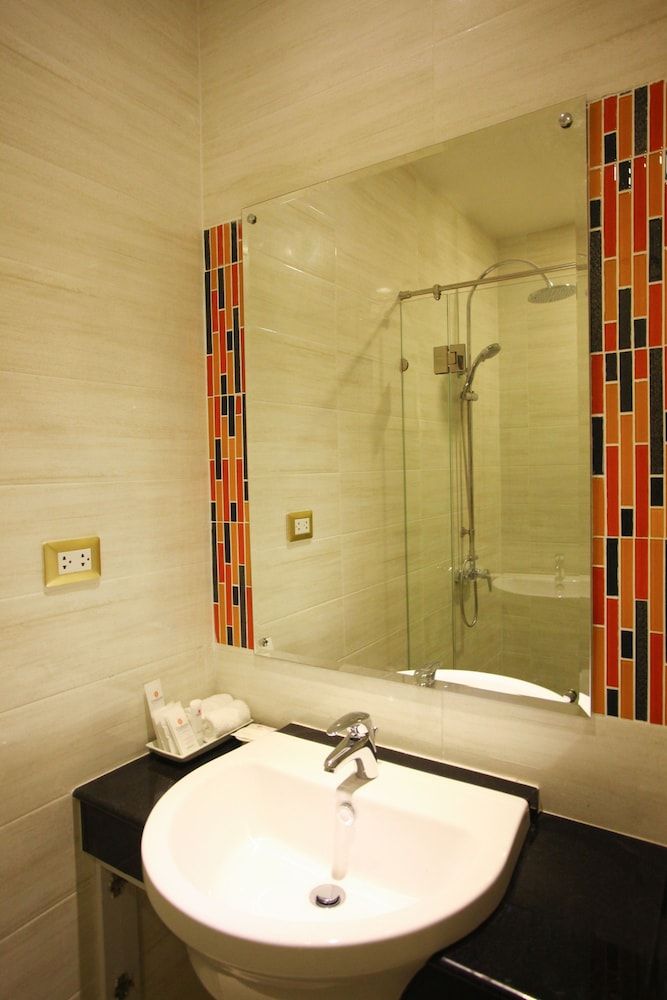 Chabana Kamala Hotel Deluxe Room, 1 Double or 2 Twin Beds 33