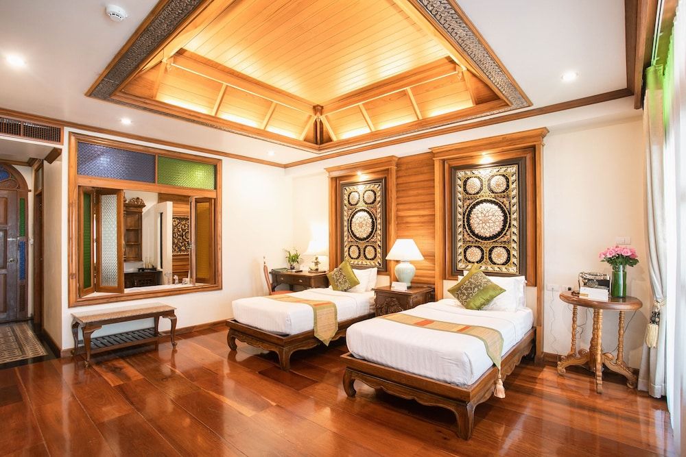 Pingviman Hotel Luxury Twin Bed with spa bath 3