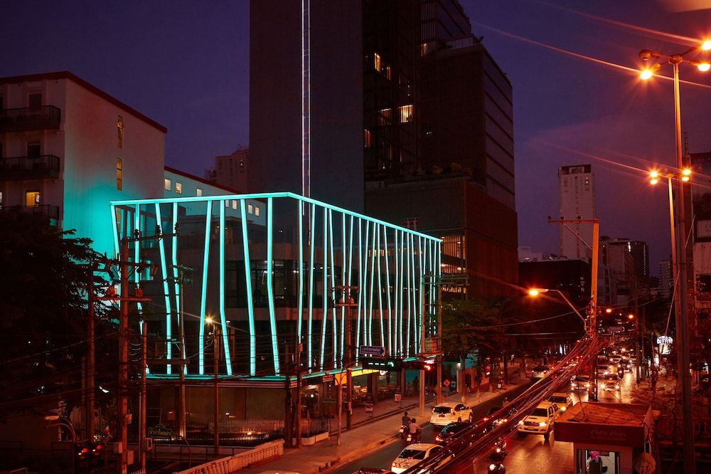 undefined Easy Planet Bangkok Surawong 4