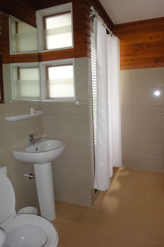 Royal Place Banchang Junior suite 7