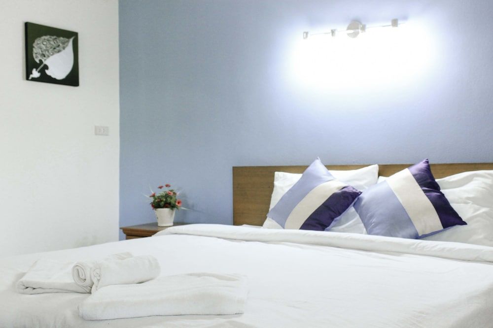 Urban House 195 Superior Twin Room 3