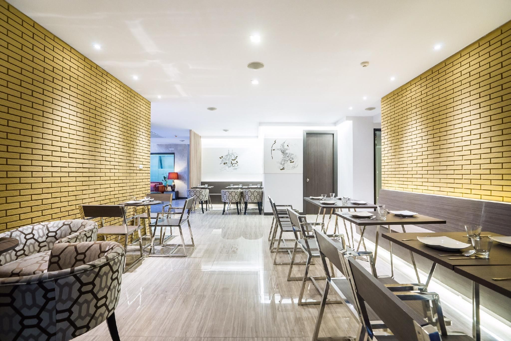 undefined Aim House Bangkok Hotel - No parking 7