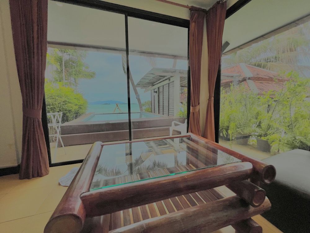 The Shore Samui Deluxe Double Room 6