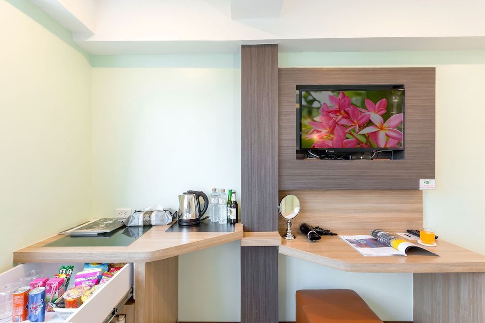 undefined RoomQuest Suvarnabhumi Airport Rom Klao 4