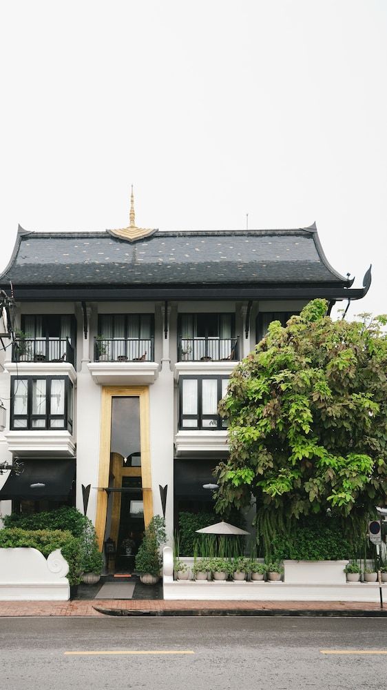 undefined Makkachiva 2