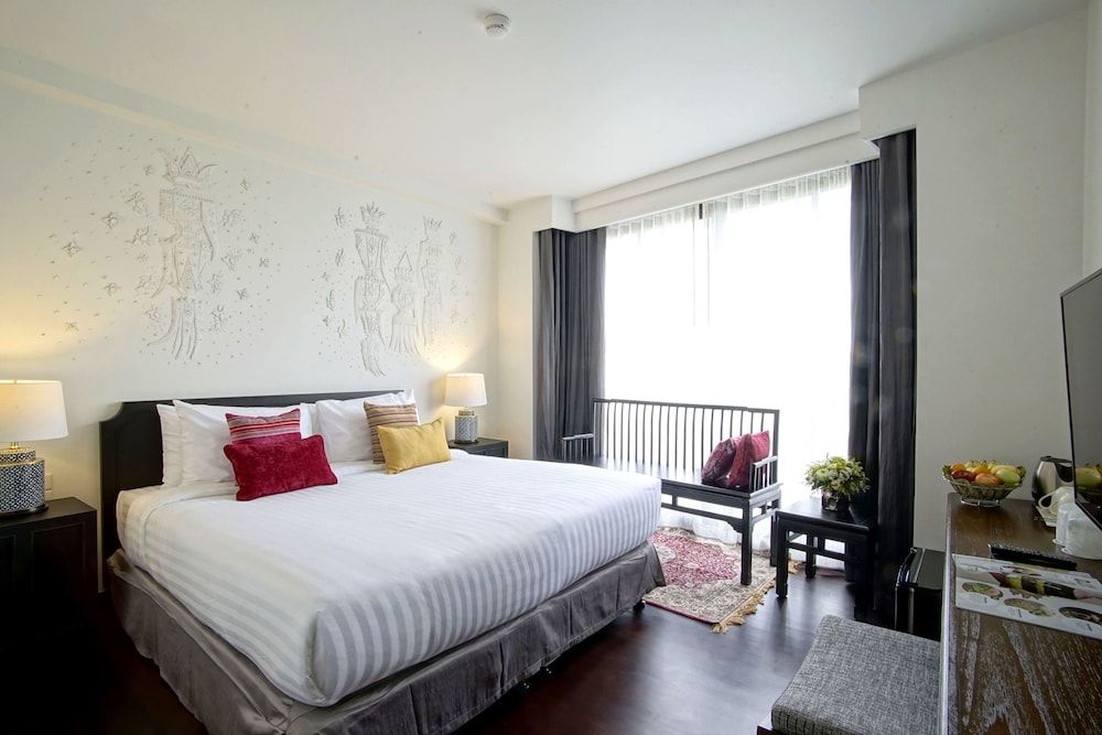 undefined Makkachiva 4