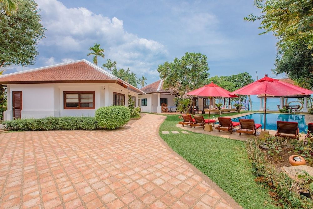 undefined The Privilege Hotel Ezra Beach Club 4