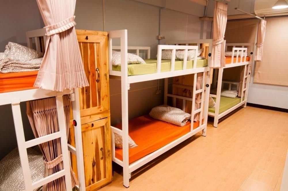 undefined Eat - Ting Cafe and Hostel 3