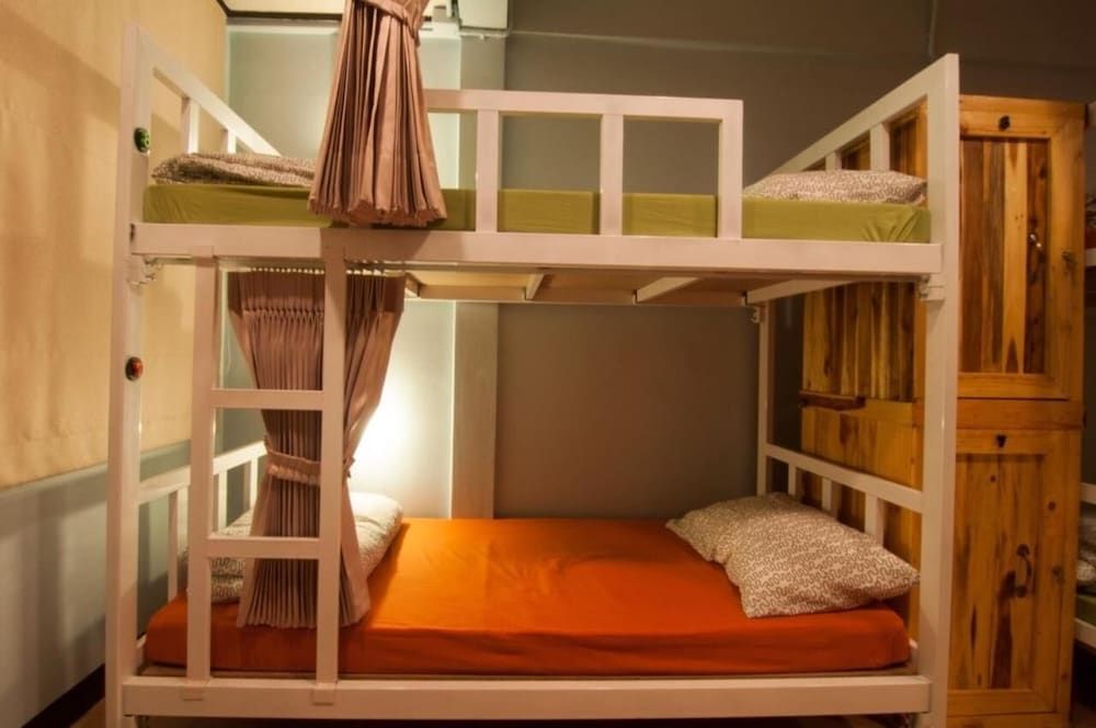 undefined Eat - Ting Cafe and Hostel 7