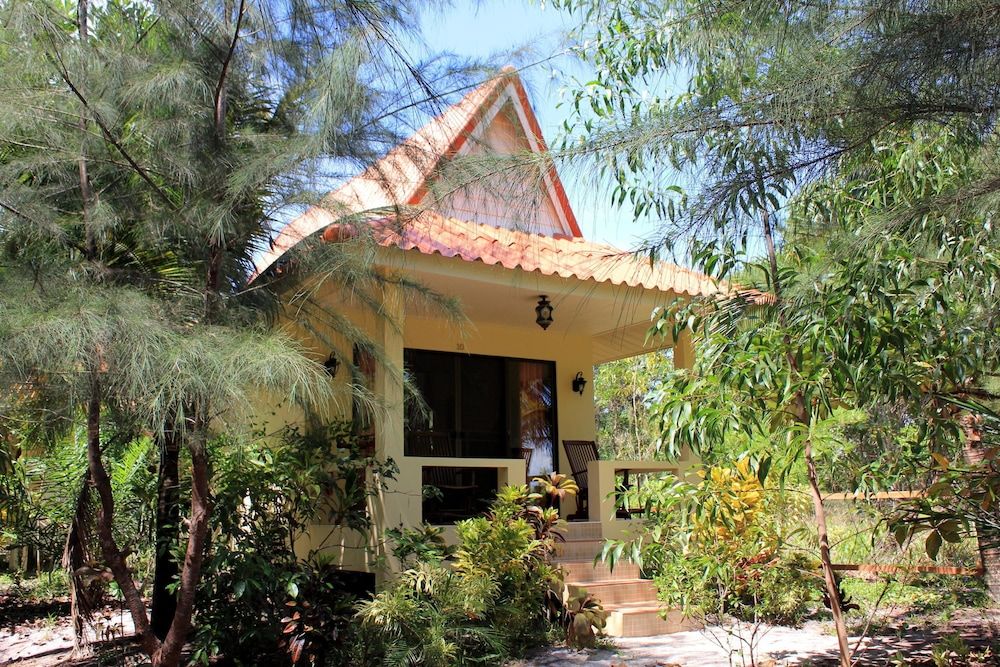 Deluxe Bungalow with Air-Con