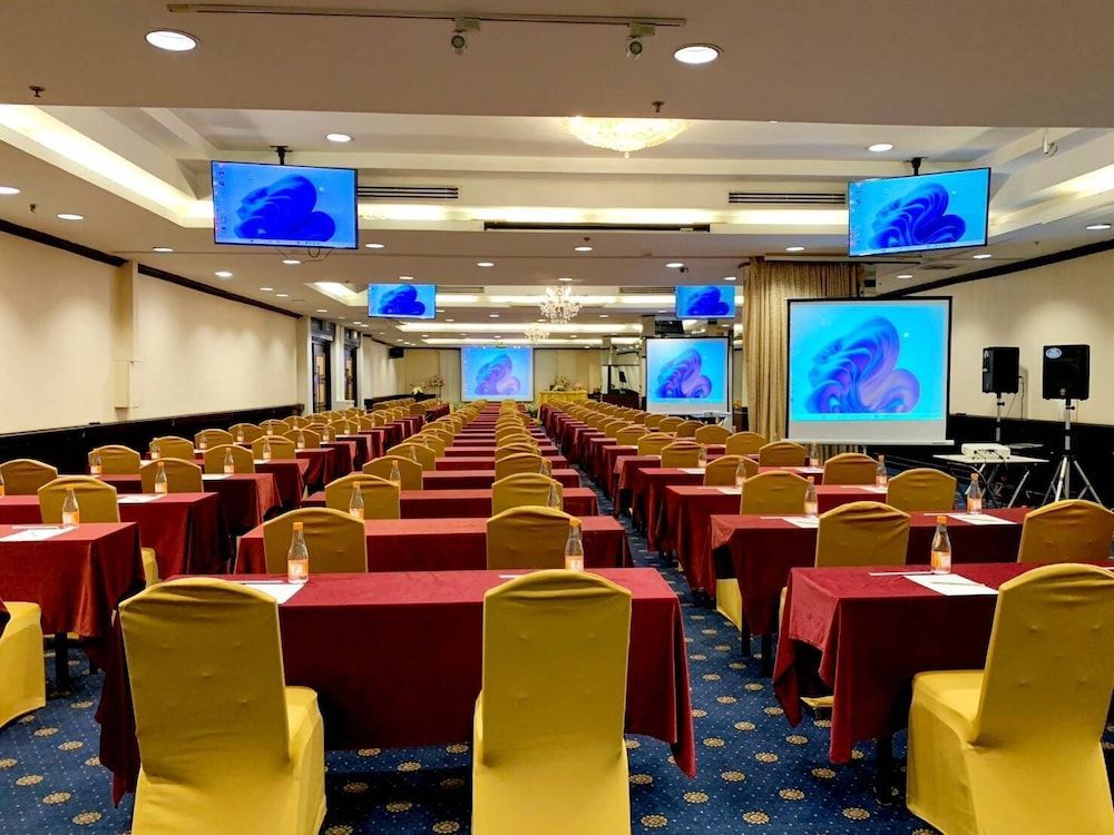 undefined Princeton Bangkok 3