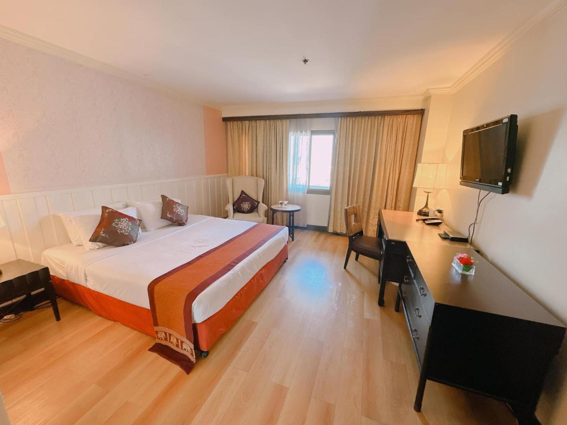 undefined Princeton Bangkok 4