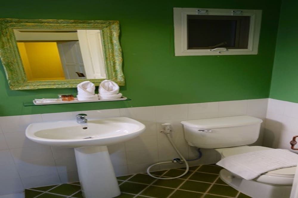 Bunthomstan Guesthouse Superior Room, 1 Double Bed 6