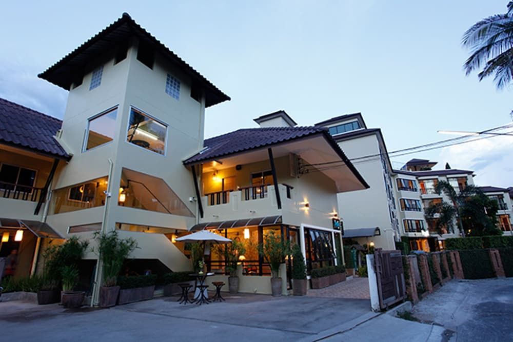 undefined The XYM Hotel 6