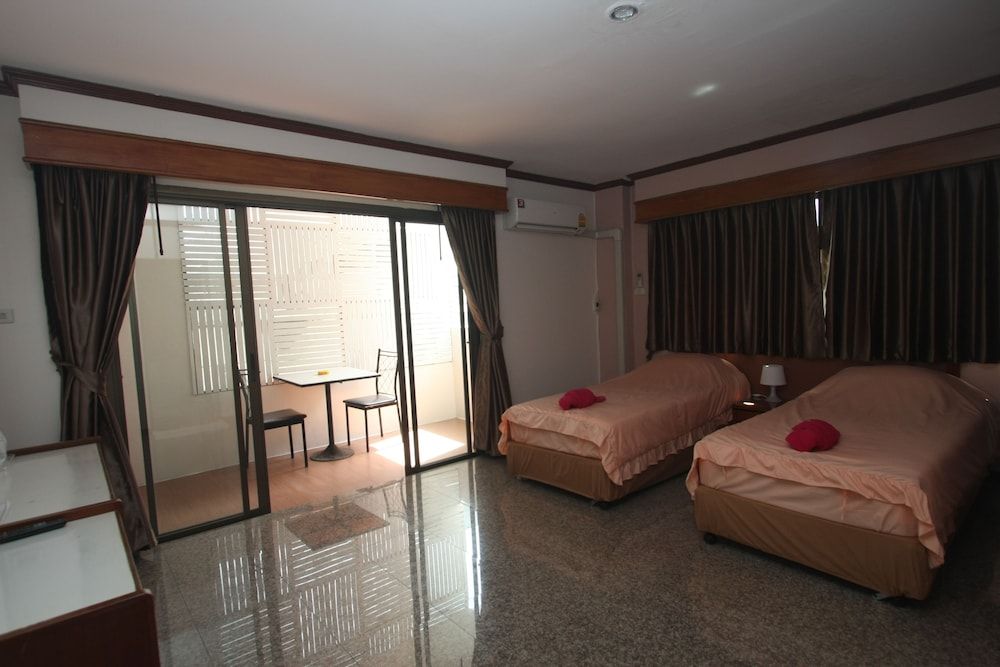 undefined Chantorn Jomtien Guesthouse 1 3