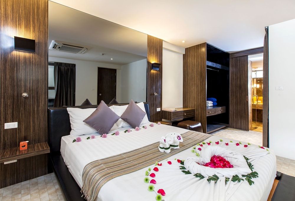 2 Bedrooms Apartment, Golf Side