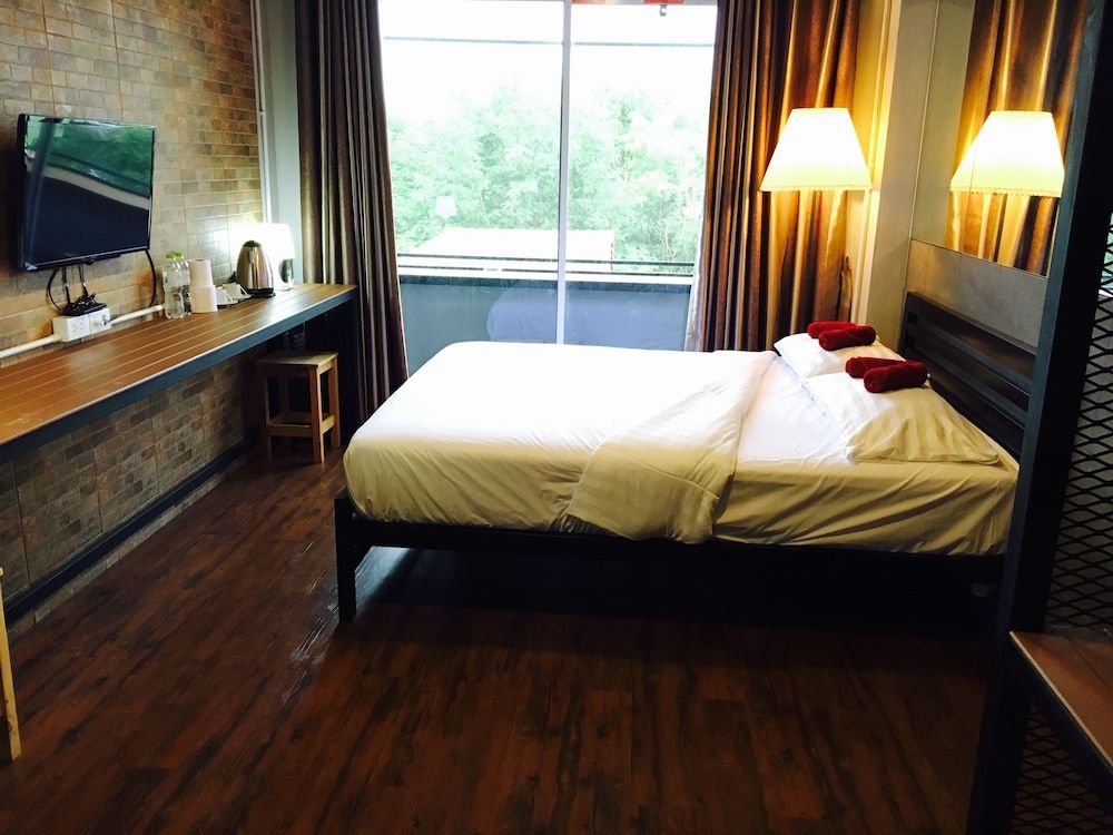 Popcorn House Ratchada Double Room with Shower 9
