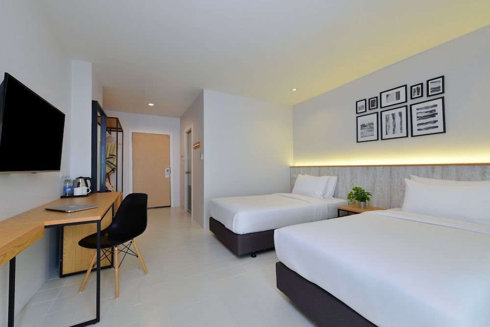 Superior Triple Room, City View