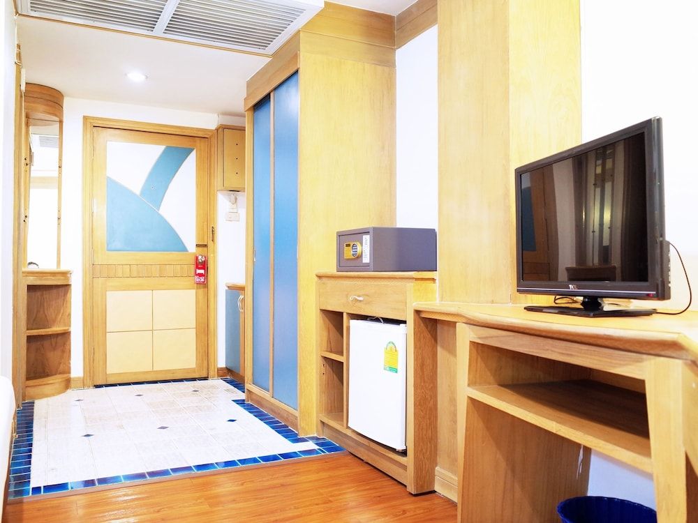 undefined The Bavana Surawong Bangkok 7