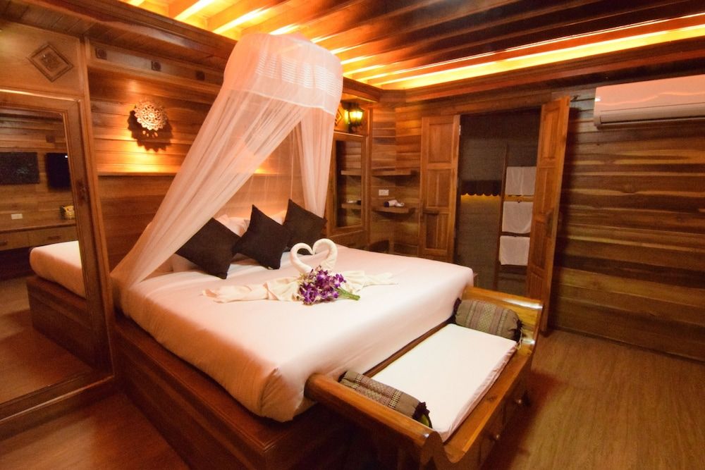 Villa Habeebee Villa, 6 Bedrooms 2