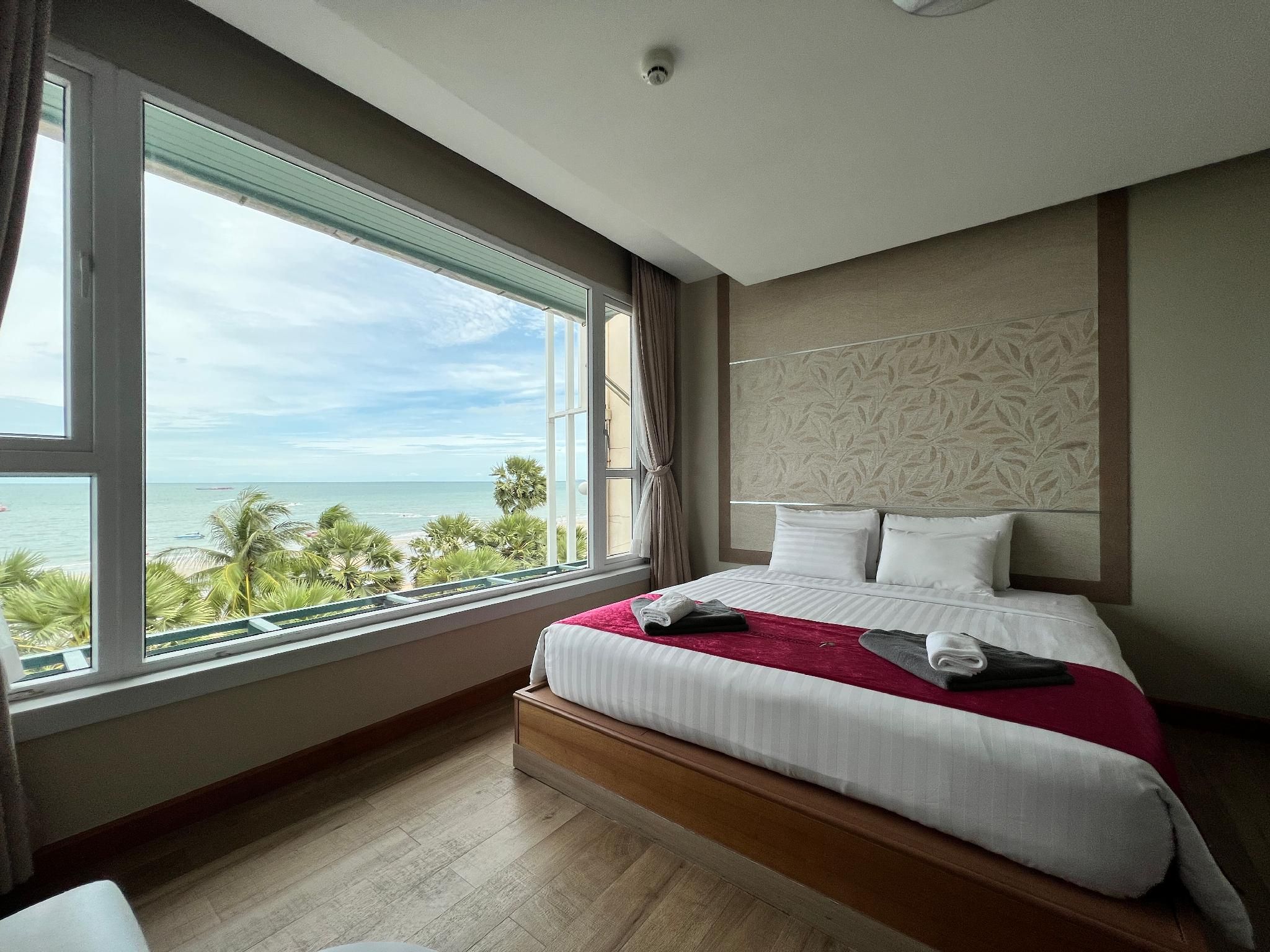 Executive Suite Sea View