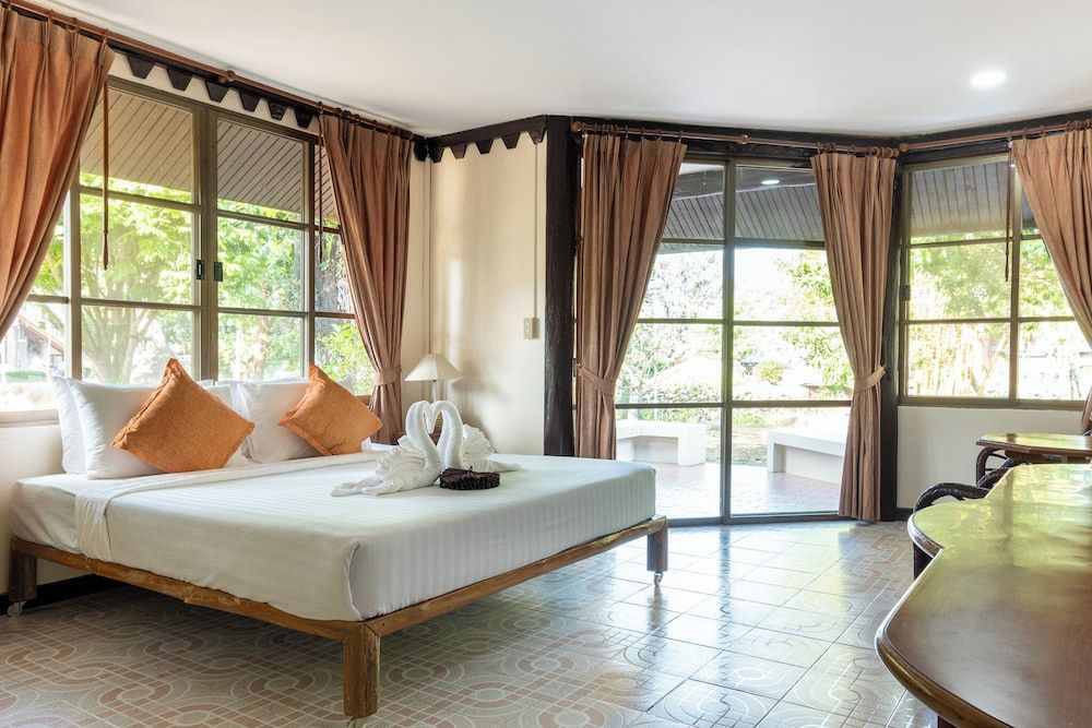 Pung-waan Resort Kanchanaburi Standard Double Room 2