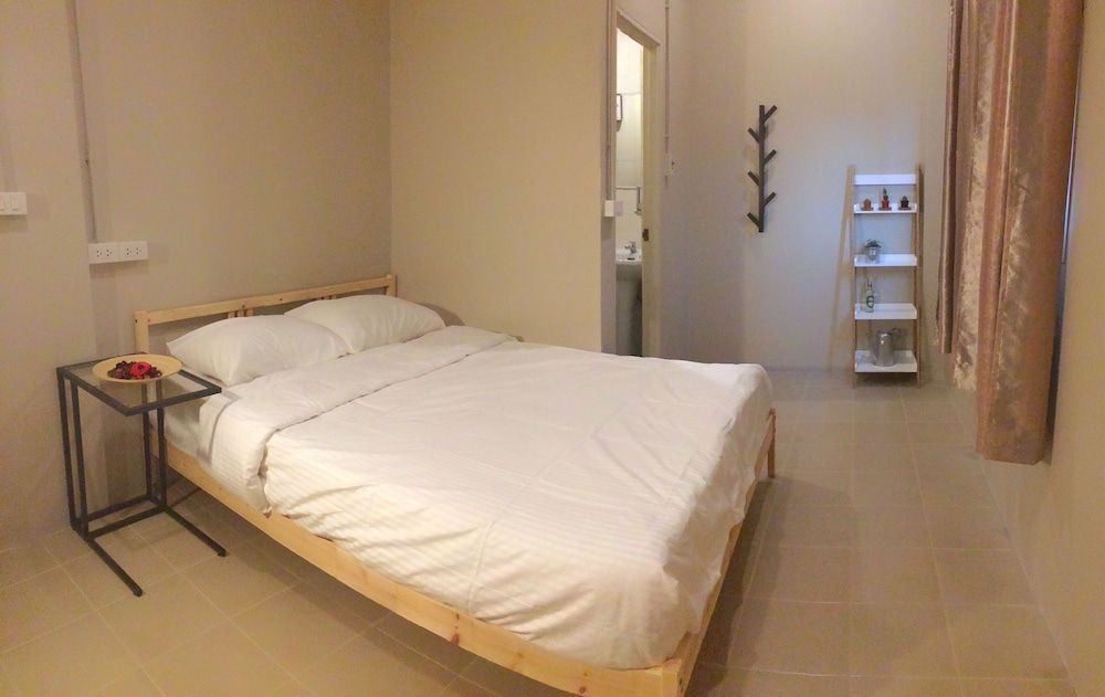 undefined Wanmai Herb Garden 6