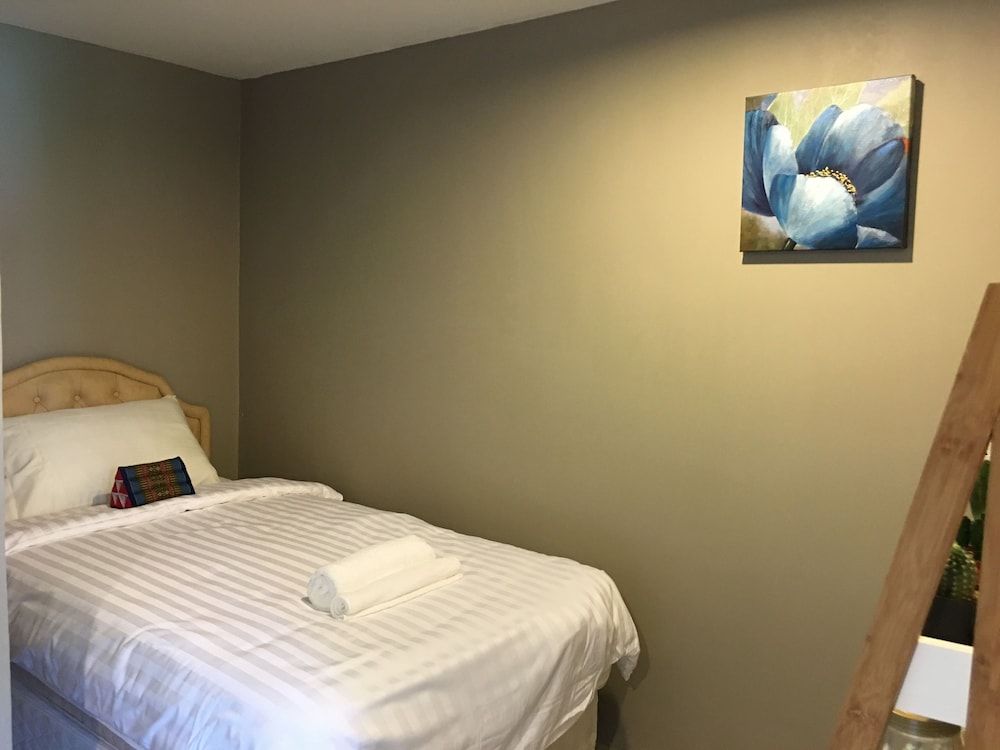 undefined Wanmai Herb Garden 9