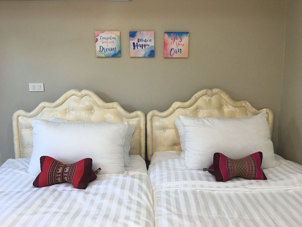 Wanmai Herb Garden Relax On The Bed