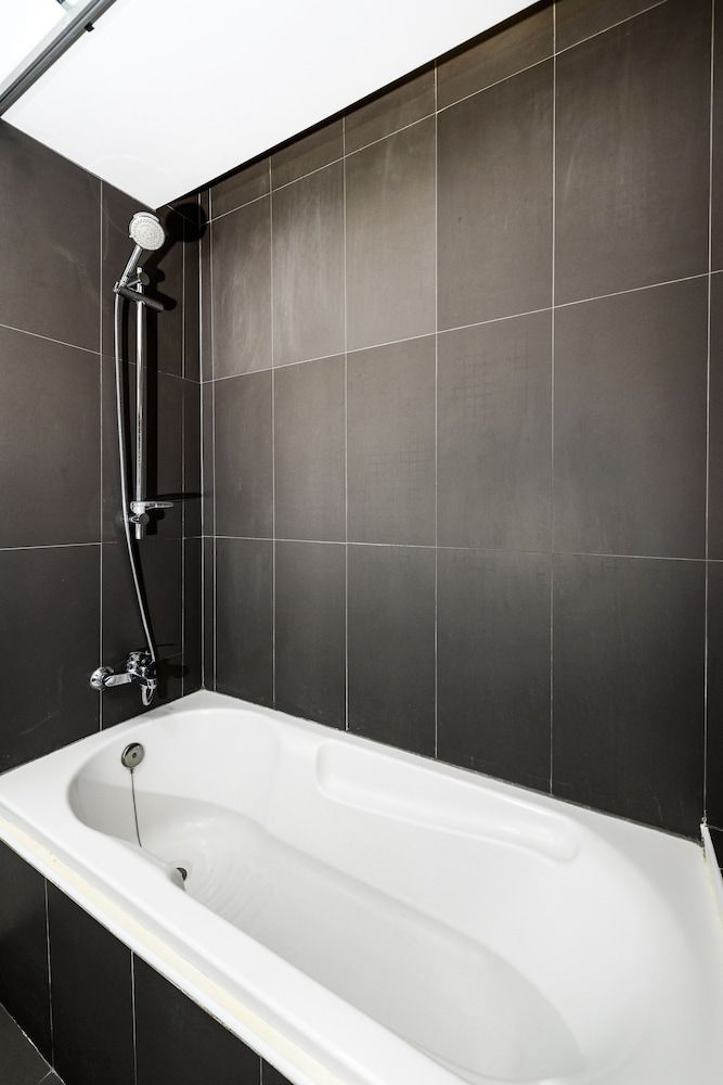 The Loft Seaside Sriracha Superior Room 15