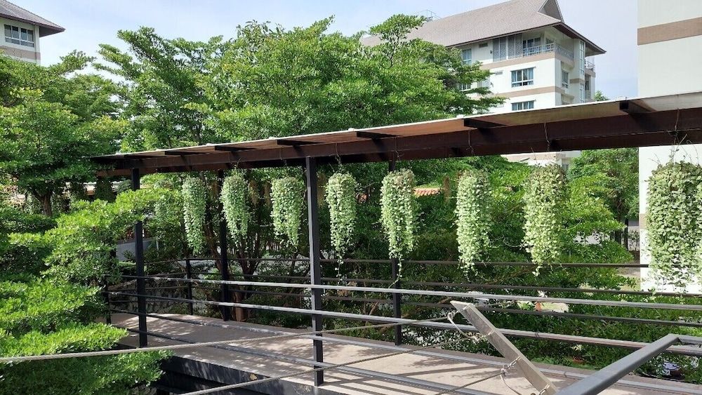 undefined J Park Hotel 7